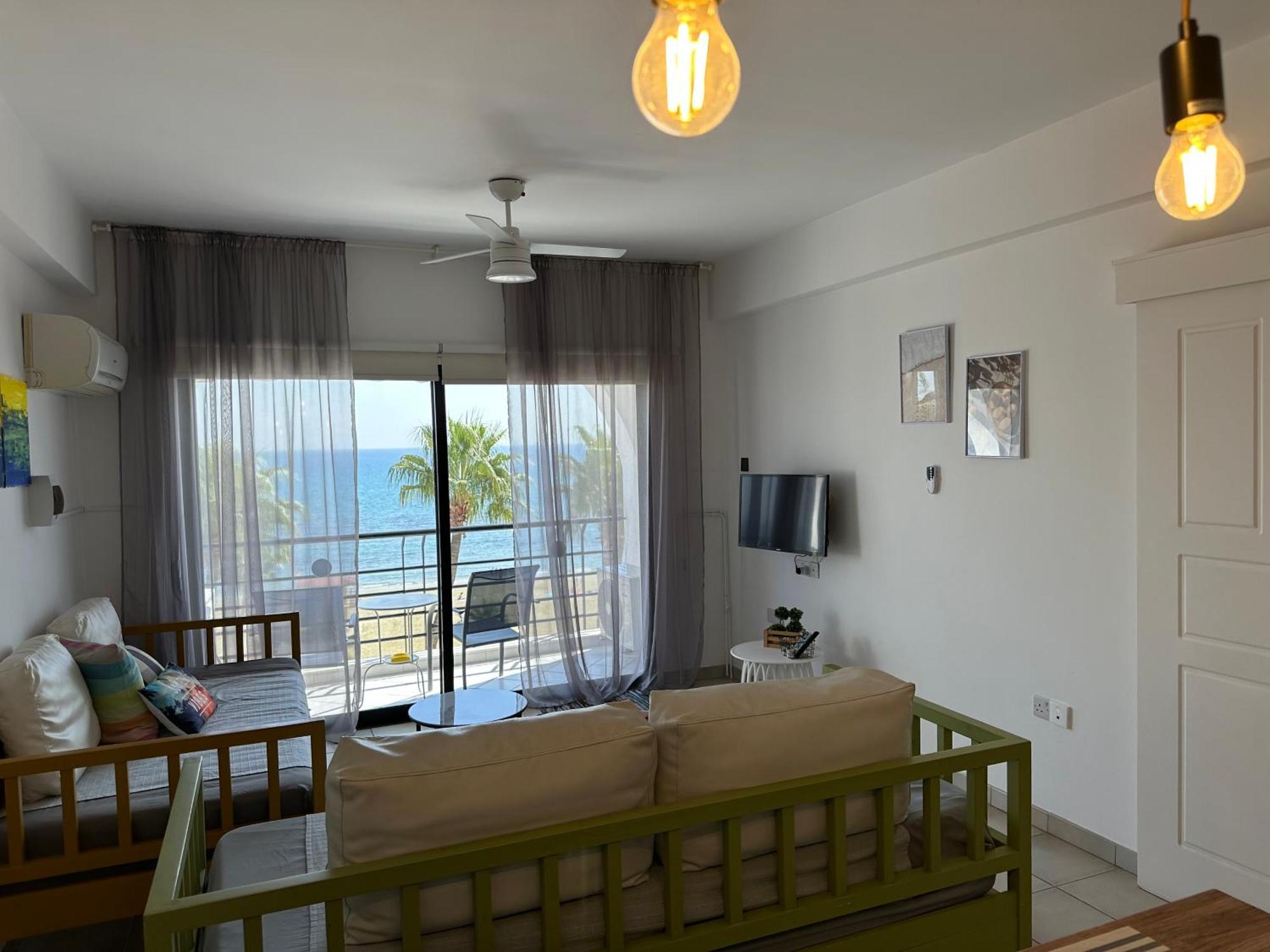 Krasas Beach Larnaca Cameră foto